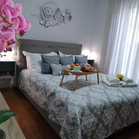 Hospitality, Apartment