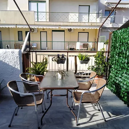 Apartment Hospitality,