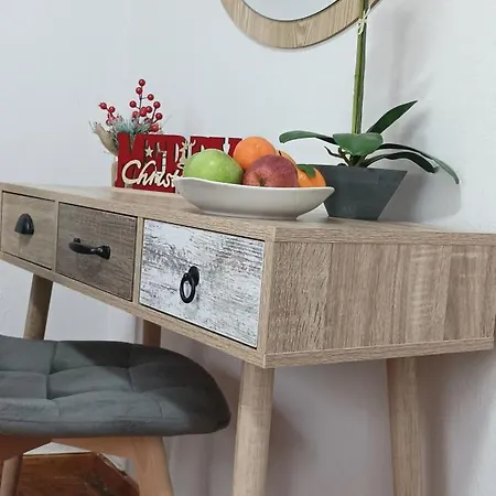 Apartment Hospitality,