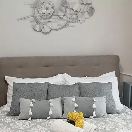 Hospitality, Apartment *
